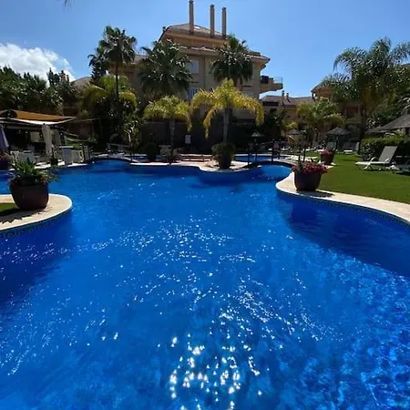 Aloha Hill With Swimming Pools *